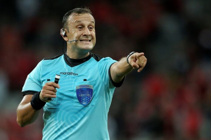 libertadores:-arbitragem-da-final-e-definida-com-trio-argentino