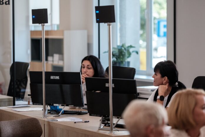 proporcao-de-trabalhadores-com-ensino-superior-cresce-e-alcanca-23,4%