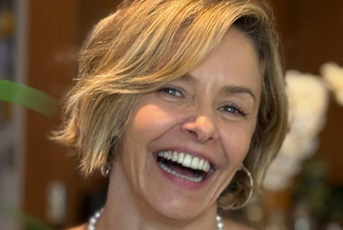 bianca-rinaldi-posta-foto-nua-e-reflete-sobre-envelhecimento;-veja