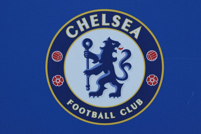 ex-jogador-do-chelsea-e-internado-na-uti-apos-ser-esfaqueado-em-paris