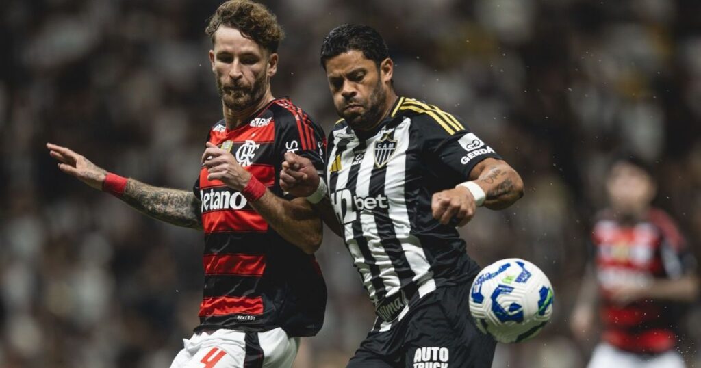 torcida-do-flamengo-manda-recado-ao-palmeiras-na-arena-mrv:-“e-guerra”