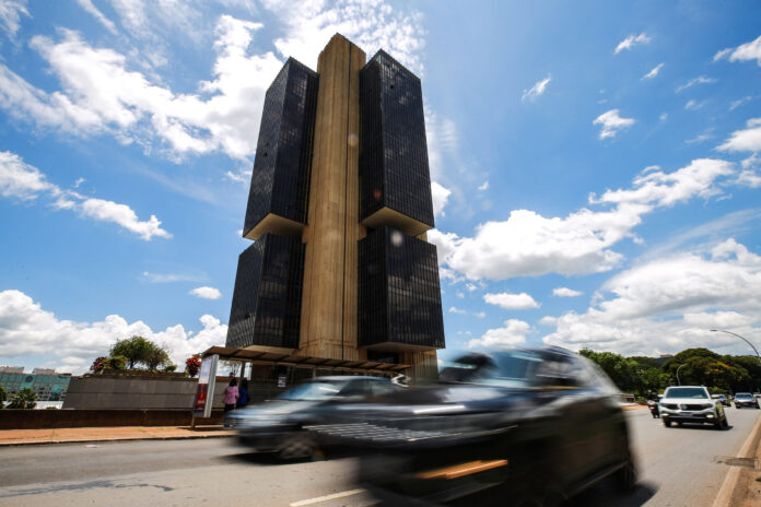 credito-mais-rapido:-bc-anuncia-funcao-que-agiliza-troca-entre-bancos