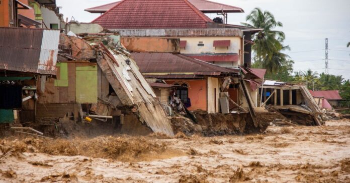 numero-de-mortos-em-enchentes-na-indonesia-sobe-para-303