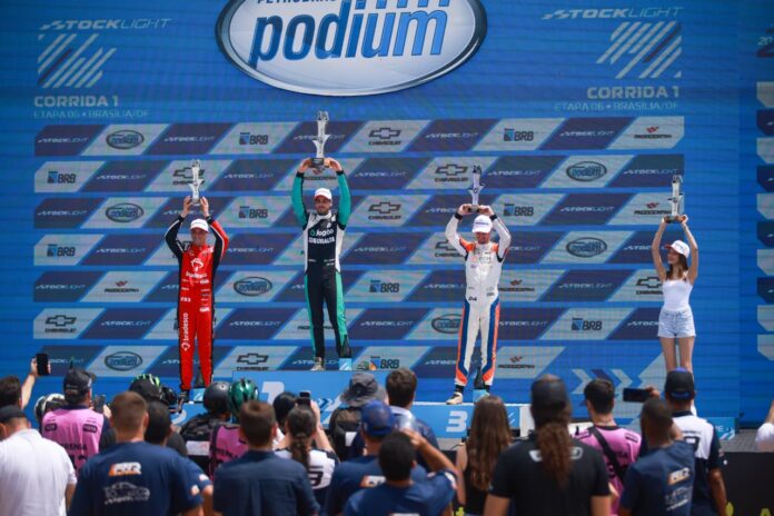 stock-light:-rafael-martins-vence-primeira-corrida-do-fim-de-semana