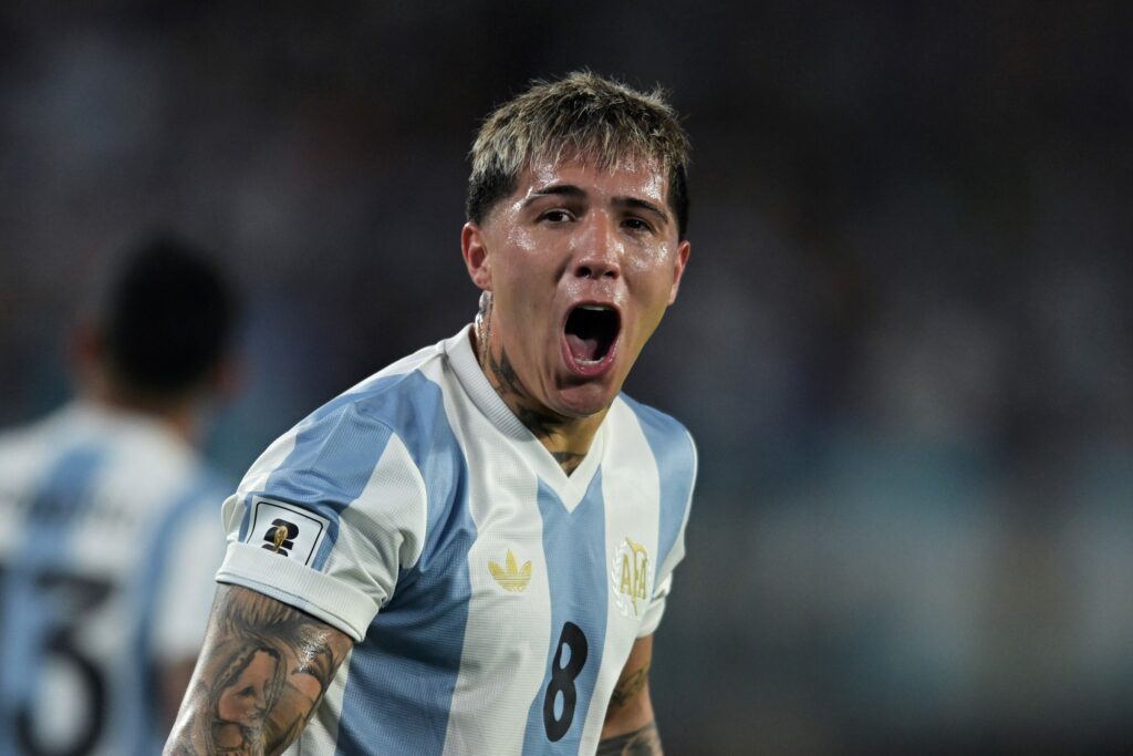 craque-argentino-faz-revelacao-sobre-cantos-racistas-apos-copa-america