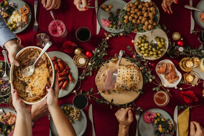 fim-de-ano:-nutricionista-ensina-como-lidar-com-os-excessos-da-epoca