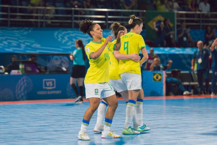 selecao-brasileira-goleia-japao-e-projeta-semifinal-contra-a-espanha