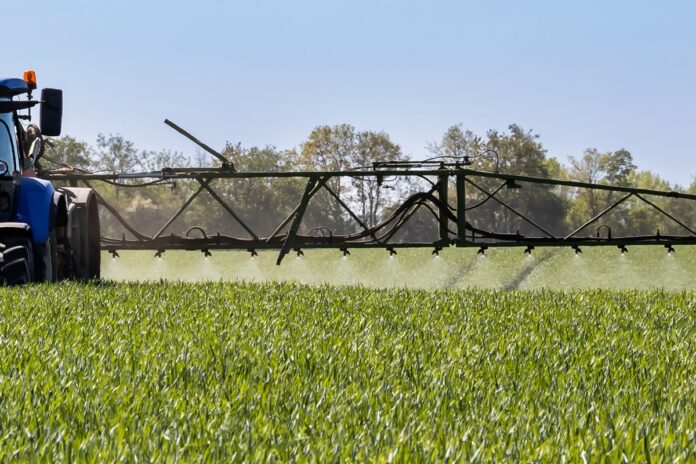 oms-classifica-herbicidas-usados-no-brasil-como-provaveis-cancerigenos