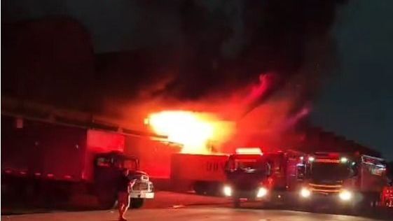 incendio-atinge-ceasa,-na-zona-norte-do-rio