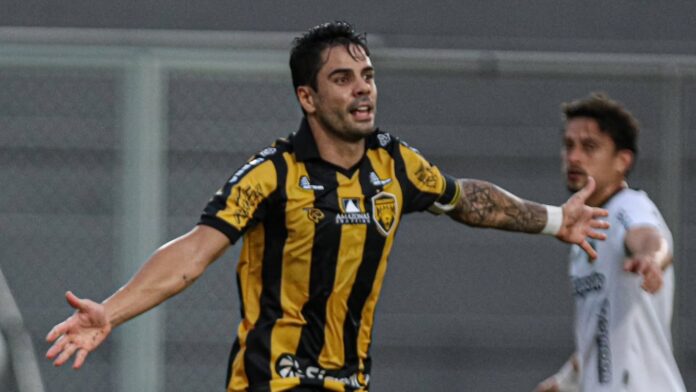 brasiliense-afirma-que-nao-esta-negociando-com-henrique-almeida