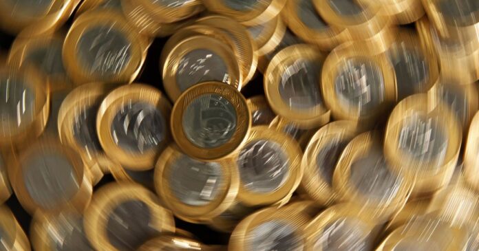 cmo-aprova-aumento-de-2,5%-para-fundo-partidario-no-pldo-2026