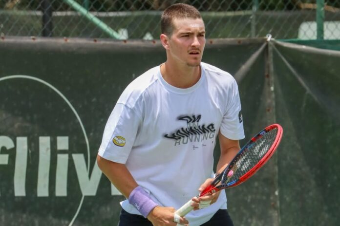 joao-fonseca-aparece-com-novo-visual-apos-promessa-no-atp-de-basel