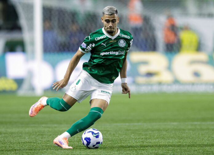 palmeiras-antecipa-as-ferias-de-quatro-jogadores-em-despedida-de-2025