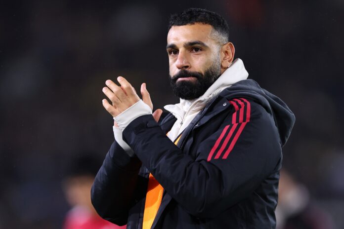 salah-desabafa-e-nao-descarta-deixar-o-liverpool:-“jogado-aos-leoes”