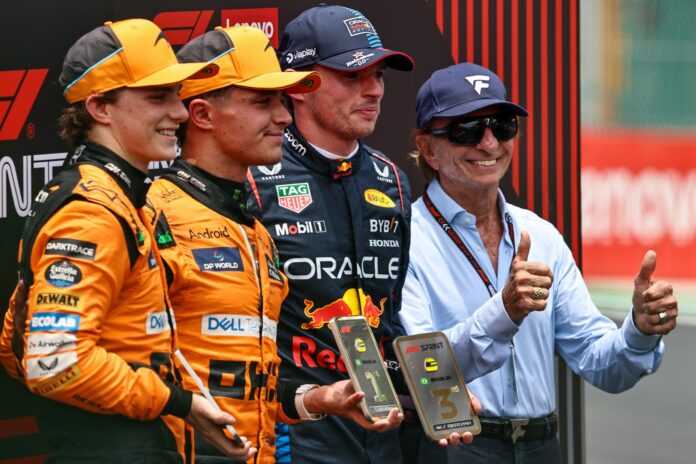 f1:-norris,-verstappen-e-piastri-duelam-pelo-titulo-neste-domingo