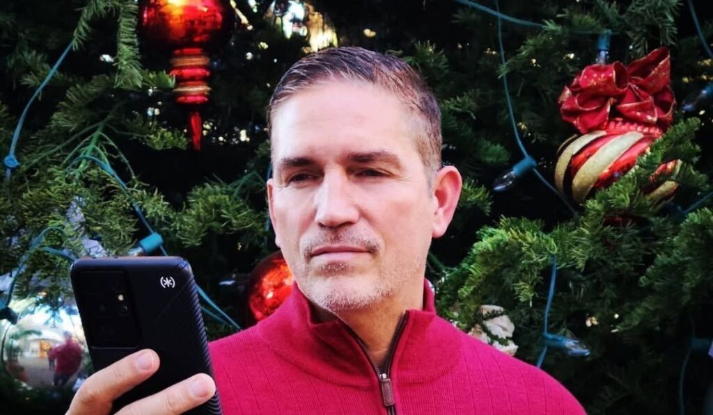 quem-e-o-ator-jim-caviezel,-que-vai-interpretar-bolsonaro-em-filme