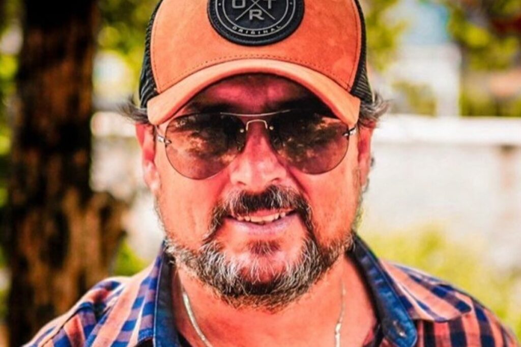 cantor-mauri-lima,-irmao-de-chitaozinho-e-xororo,-morre-em-acidente