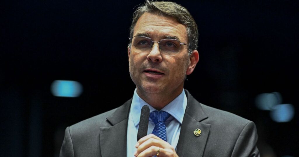 pre-candidato,-flavio-se-reune-com-lideres-em-busca-de-apoio-nesta-segunda