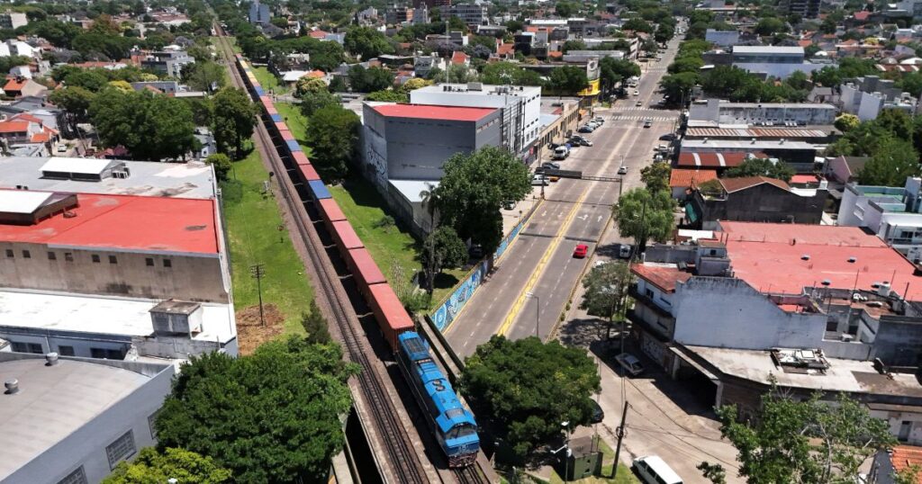 argentina-planeja-acelerar-exportacao-com-privatizacao-de-rede-ferroviaria