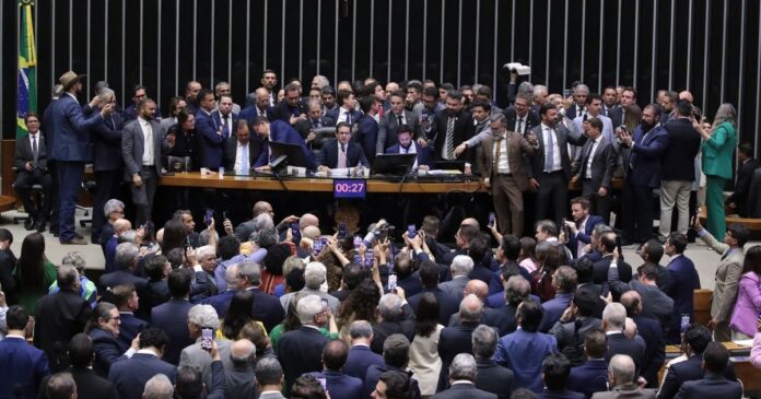 conselho-de-etica-da-camara-da-inicio-a-oitivas-de-processos-por-motim