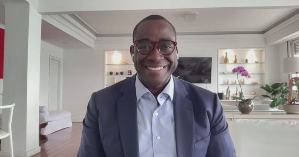 colunista-do-cnn-money-debate-financiamento-climatico-em-evento-na-china