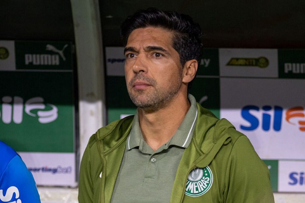palmeiras-anuncia-renovacao-de-contrato-com-abel-ferreira