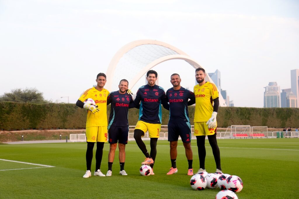 flamengo-informa-retorno-de-goleiro-ao-brasil-durante-o-mundial;-veja