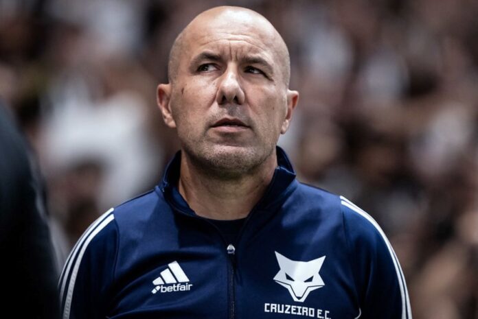 leo-jardim-mantem-confianca-apos-derrota-do-cruzeiro-na-copa-do-brasil