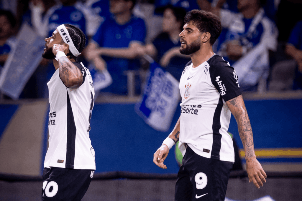 cbf-divulga-analise-do-var-em-gol-de-depay-contra-o-cruzeiro;-assista