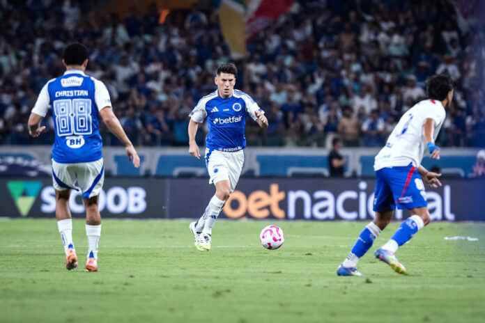 cruzeiro-confirma-lesao-e-perde-zagueiro-titular-para-copa-do-brasil