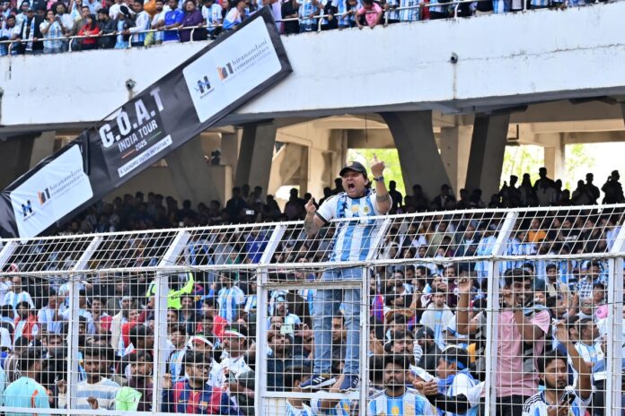 estreia-da-turne-de-messi-na-india-termina-com-caos-em-estadio