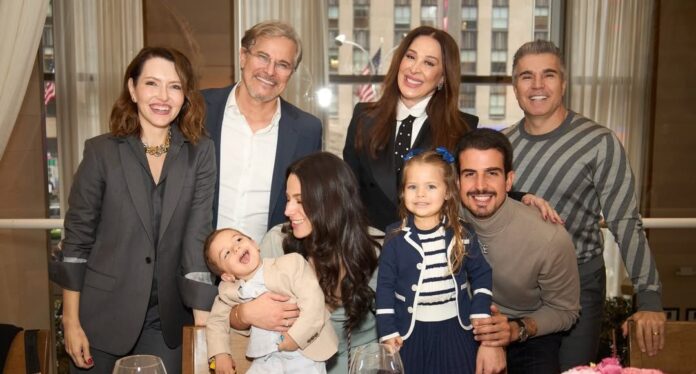 claudia-raia-e-edson-celulari-posam-com-atuais-parceiros-e-filhos;-veja