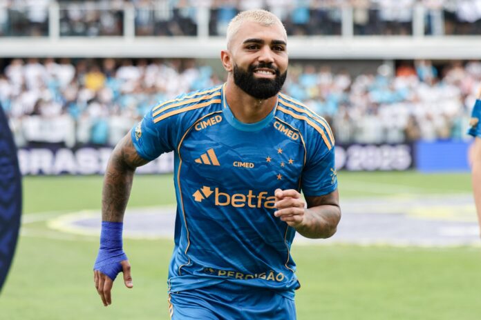 imagem-de-gabigol-no-ct-do-cruzeiro-e-vandalizada:-“lixogol”