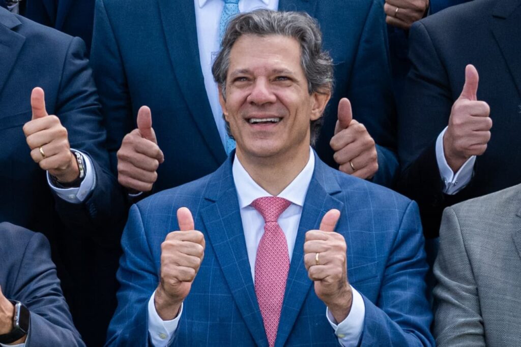haddad-diz-que-lula-“herdou-inferno-no-campo-fiscal”-apos-bolsonaro