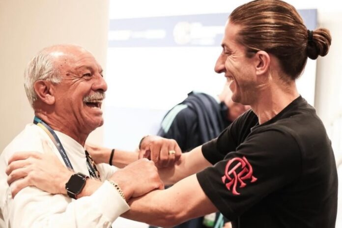 idolo-do-flamengo,-junior-publica-carta-para-elenco-rubro-negro