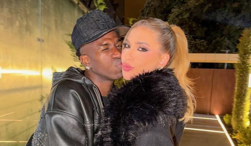 vini-jr.-deixa-comentario-romantico-para-a-namorada-virginia