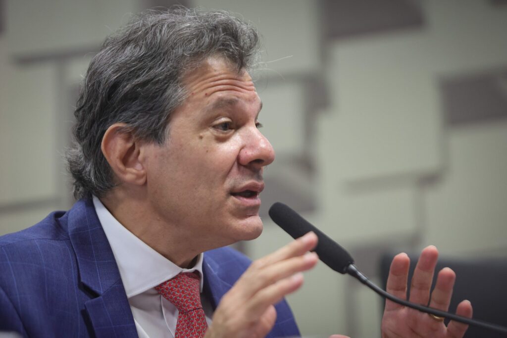 haddad-confirma-possibilidade-de-sair-da-fazenda-ate-fevereiro