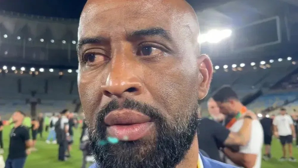 fabinho-soldado-fica?-diretor-do-timao-admite-procuras-e-fala-de-futuro