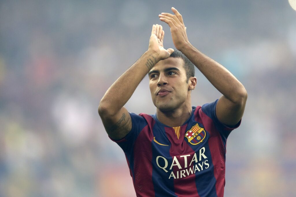 ex-barcelona-campeao-pela-selecao-anuncia-aposentadoria;-confira