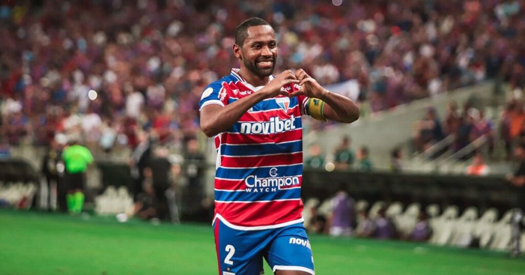 apos-oito-temporadas,-fortaleza-oficializa-saida-de-tinga