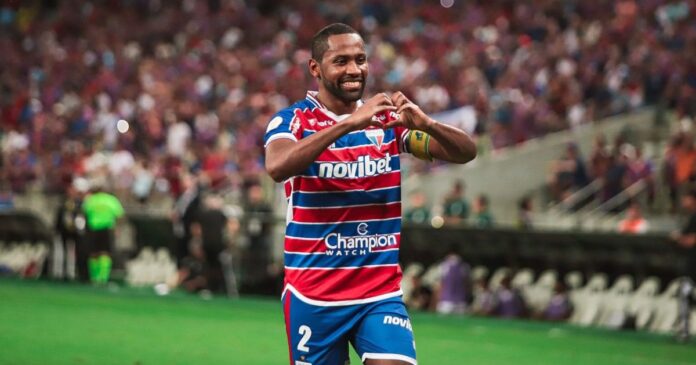 apos-oito-temporadas,-fortaleza-oficializa-saida-de-tinga