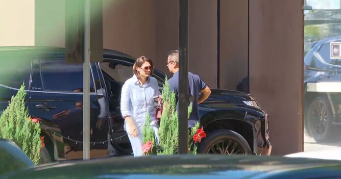 michelle-visita-bolsonaro-enquanto-ex-presidente-aguarda-cirurgia