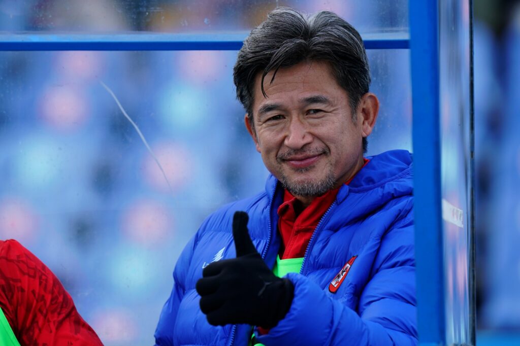 revelado-pelo-santos,-kazu-miura-disputara-41a-temporada-profissional