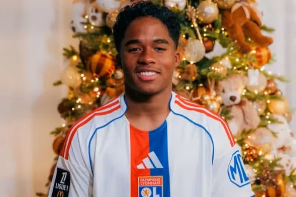 lyon-anuncia-endrick-como-novo-reforco-para-sequencia-da-temporada