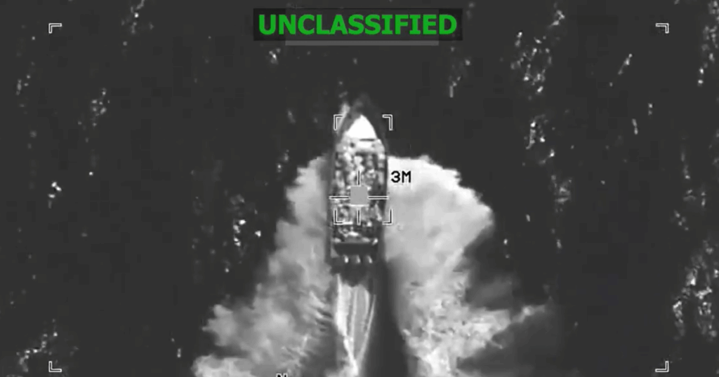 analise:-ataques-feitos-a-barcos-nao-tem-impacto-no-regime-da-venezuela