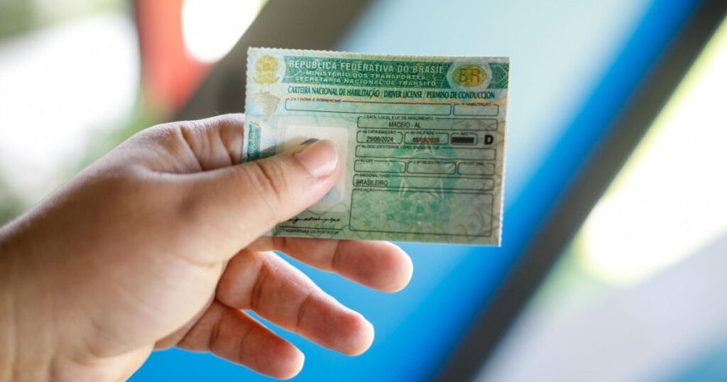 quanto-custa-a-cnh-em-2026?-preco-pode-cair-mais-de-70%