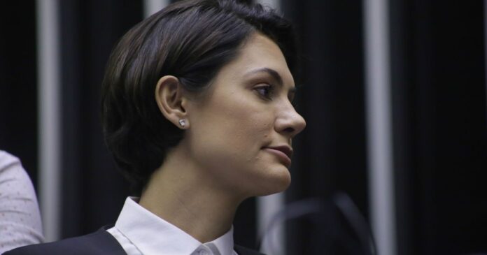 em-fala-no-natal,-michelle-pede-perseveranca-“apesar-das-traicoes”