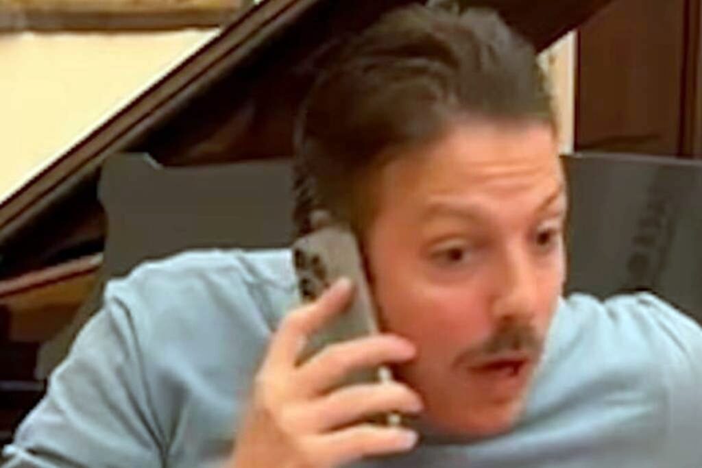 havaianas:-fabio-porchat-pede-“natal-sem-politica”-apos-video-polemico