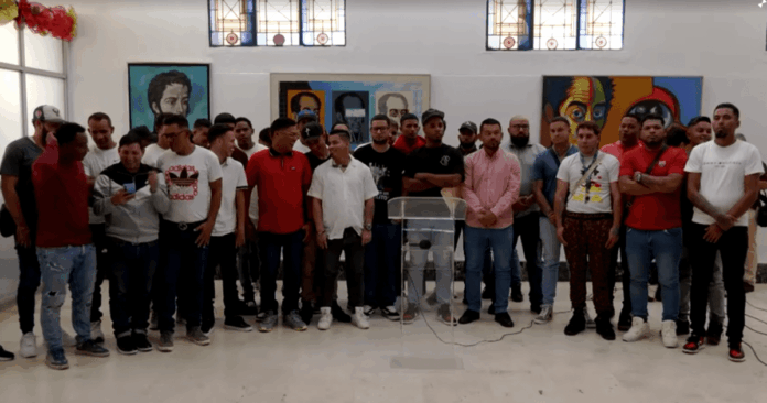 venezuelanos-detidos-nos-eua-e-levados-a-el-salvador-contestam-deportacao