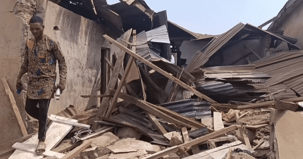 vila-na-nigeria-relata-panico-apos-ataque-dos-eua-contra-estado-islamico